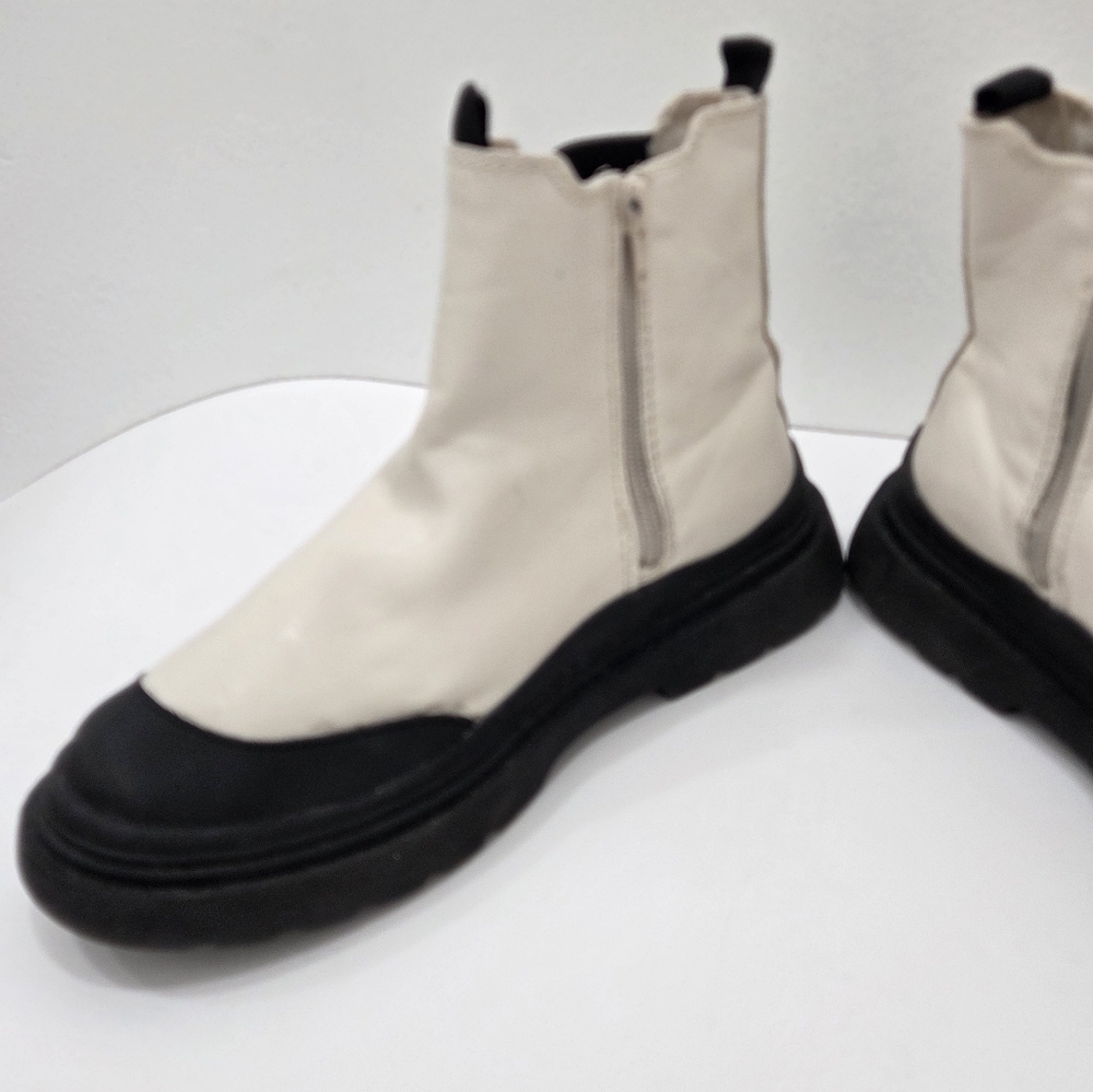 Zara Mickey Mouse Boots Side Zip Platform Lug Sole Size EU 36/US 5.5 Women's - Picture 9 of 15